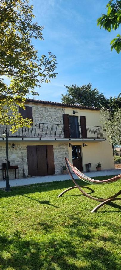 B&B Il Fienile Cingoli Exteriör bild