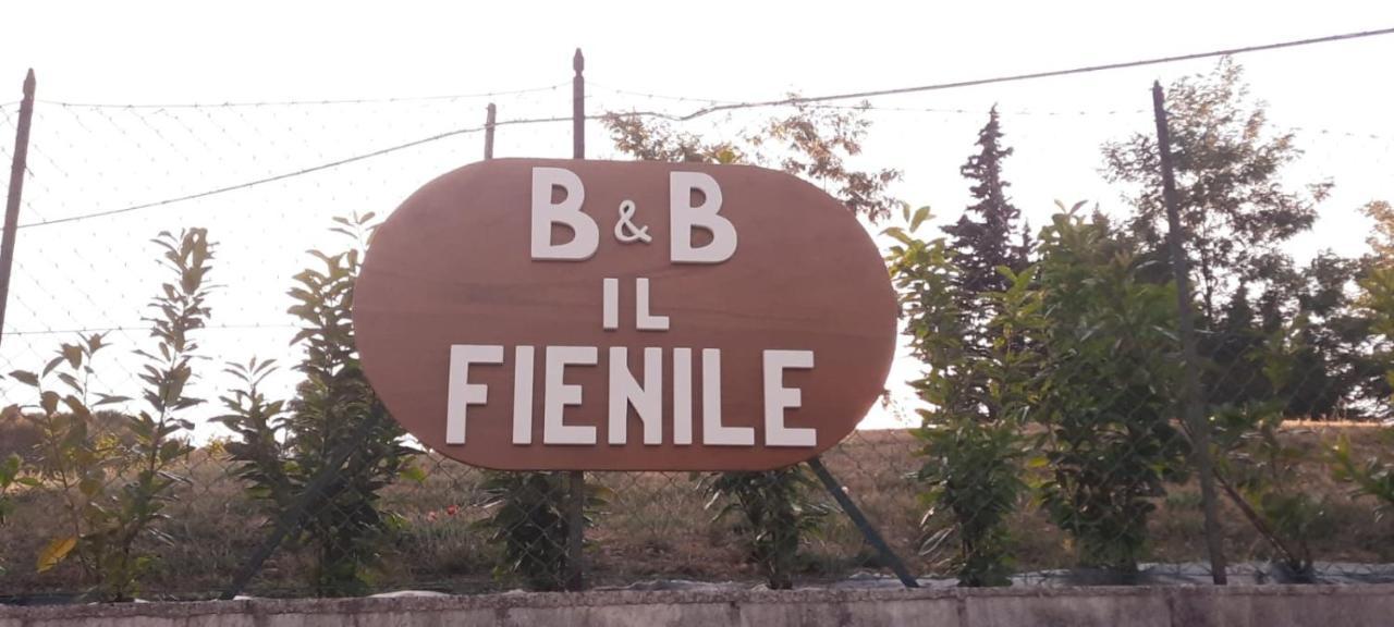 B&B Il Fienile Cingoli Exteriör bild